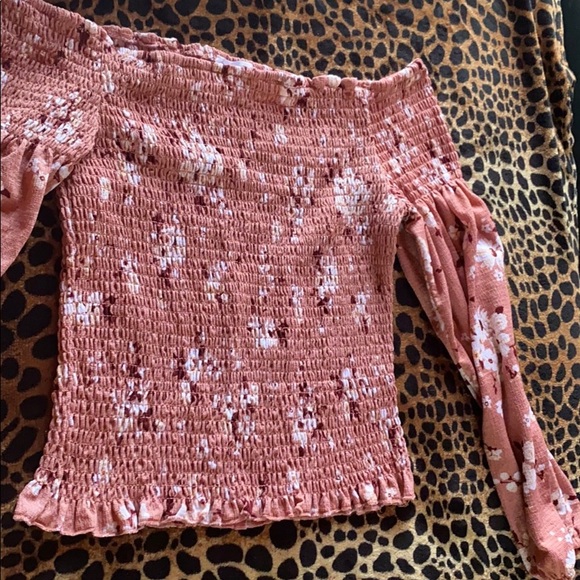 Top - Picture 2 of 4